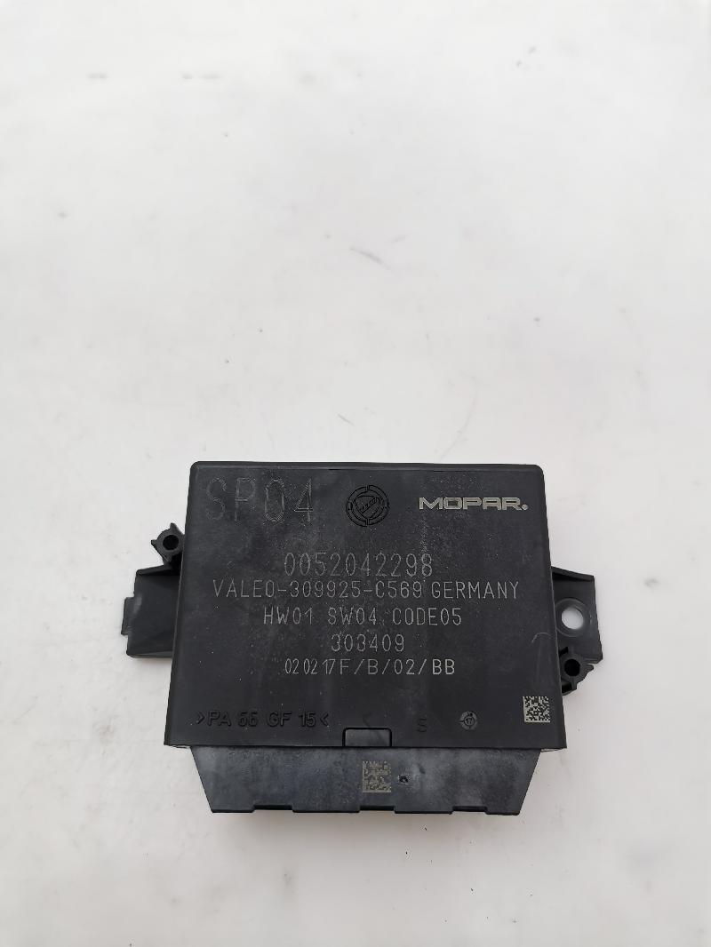 FIAT 500 2 generation (2008-2024) Pārkingsensoru vadības bloks 0052042298 10688500