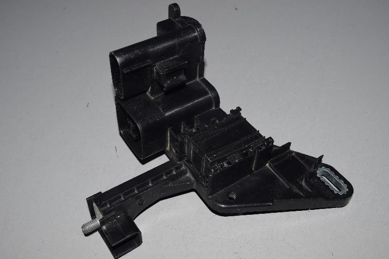 BMW 3 Series E90/E91/E92/E93 (2004-2013) Citau veidu vadības bloki 10688710 1894458