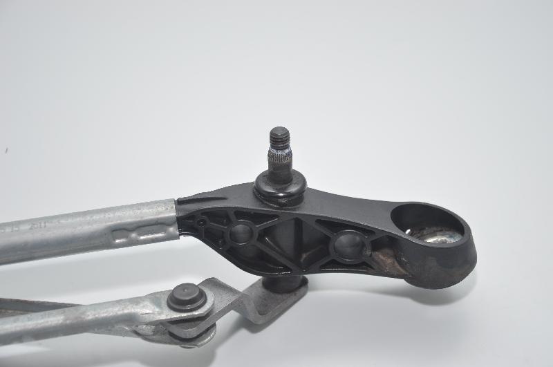 BMW 3 Series F30/F31 (2011-2020) Front Windshield Wiper Mechanism 7267504 3446656