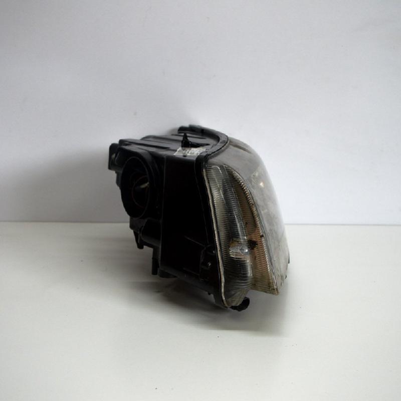 SKODA Superb 2 generation (2008-2015) Priekšējais kreisais lukturis 3T2941015 2911868