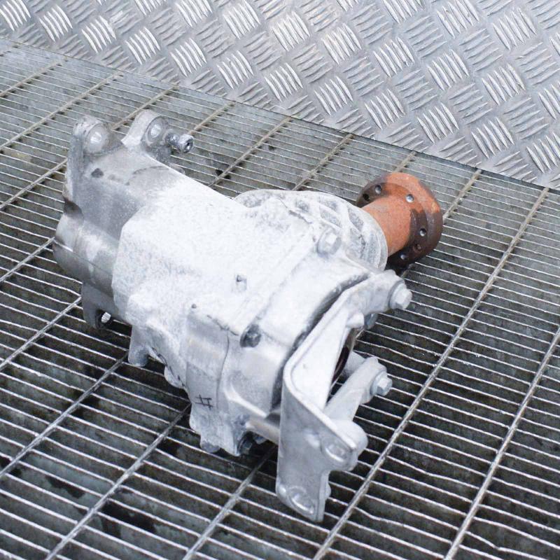 VOLVO XC70 3 generation (20072020) Front Transfer Case T2997428