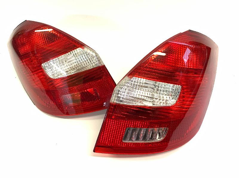 SKODA Fabia 2 generation  (2010-2014) Aizmugurējais kreisais lukturis 5J6945095 10603913