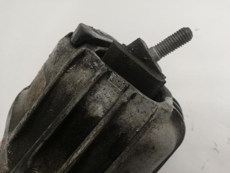 BMW 3 (E90) Right Side Engine Mount 13981112 10622924 Used parts